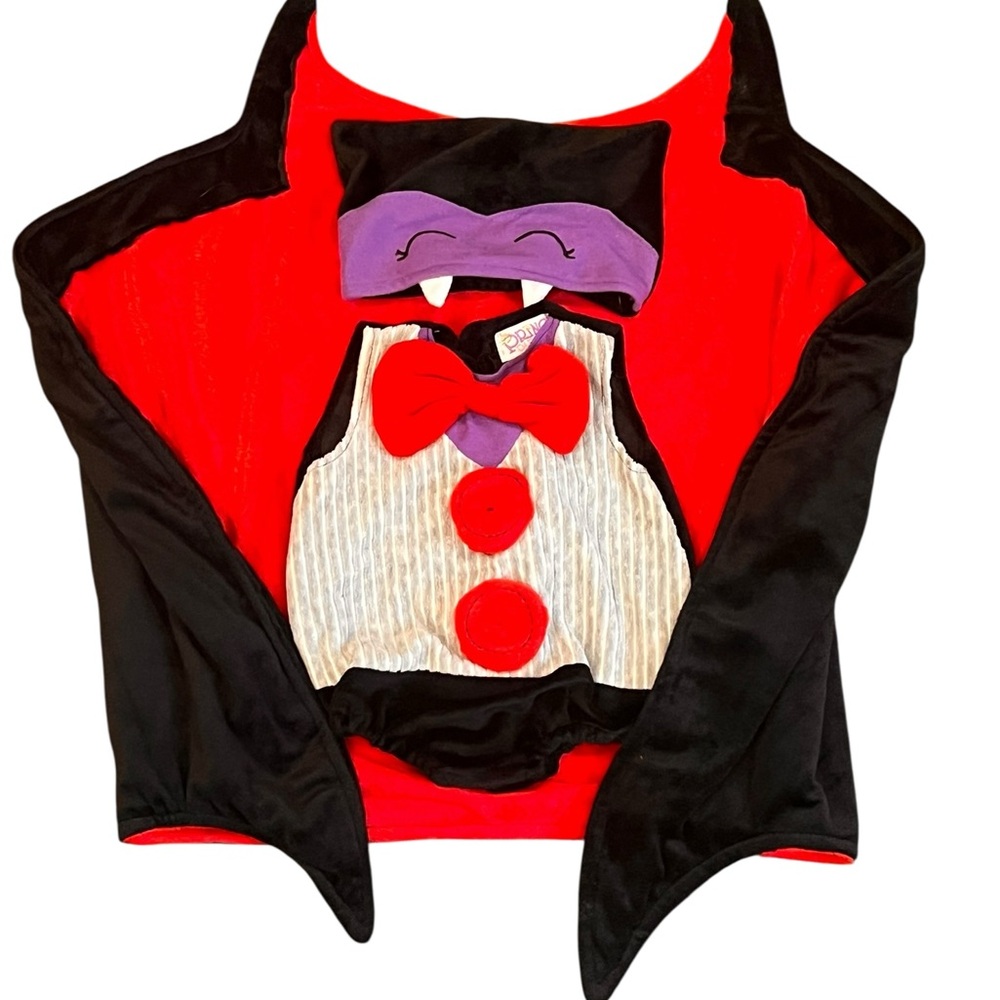 Infant Vampire Costume with Cape and Hat, Size 0-3 months